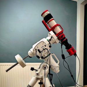 astrophotography setup equatorial mount and refractor